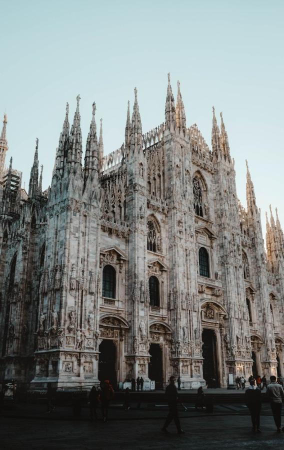 Comecasa Duomo - San Babila Lovely Apartment Milano Exterior foto